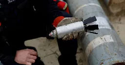 US to give Ukraine cluster munitions in $800 million aid package